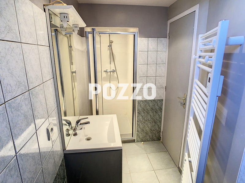 Immeuble - 152 m² - 6 pièces