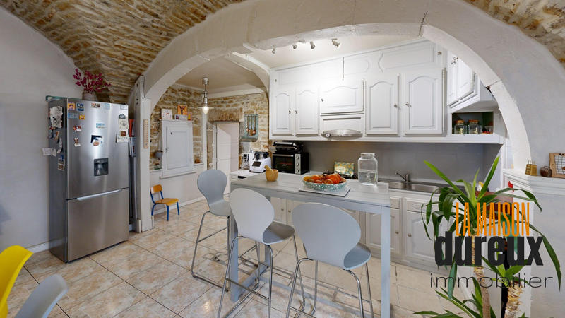 Appartement - 98 m² - 3 pièces