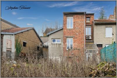 Maison de village - 97 m² - 5 pièces