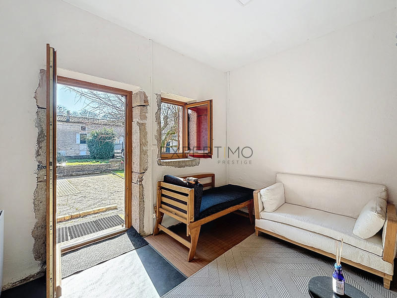 Propriété - 145 m² - 8 pièces