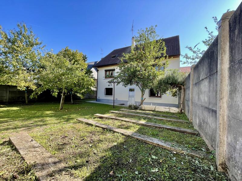 Maison - 264 m² - 7 pièces