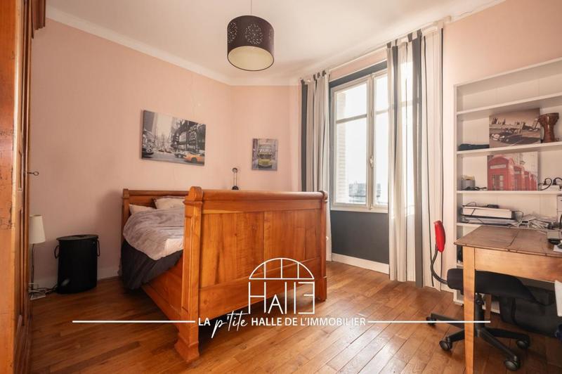 Maison - 123 m² - 6 pièces