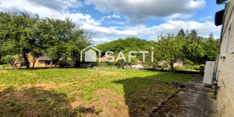 Maison - 90 m² - 6 pièces