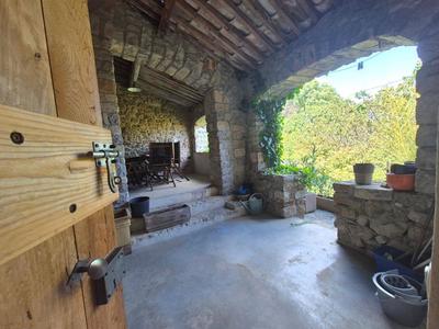 Mas - 107 m² - 5 pièces