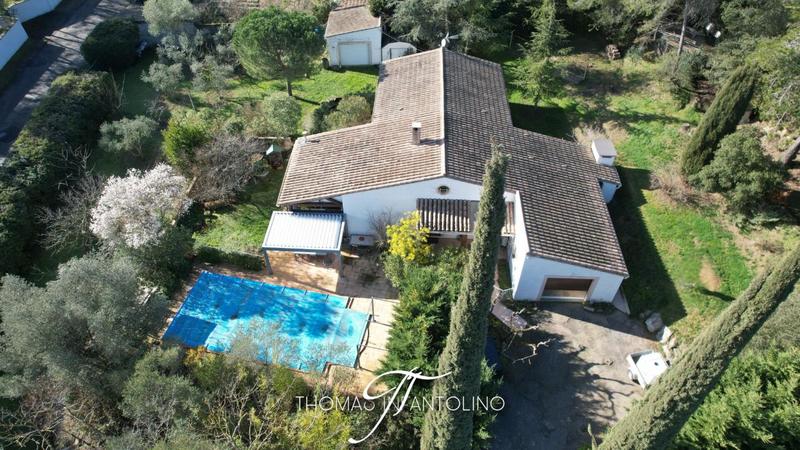 Maison - 160 m² - 5 pièces