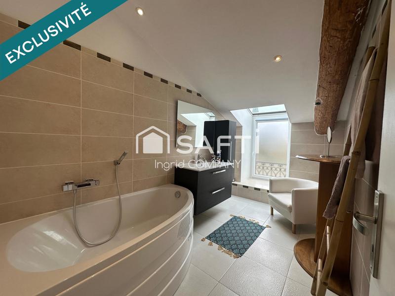 Appartement - 182 m² - 5 pièces