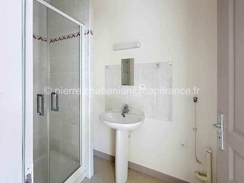 Immeuble - 349 m² - 18 pièces