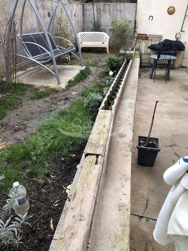 Maison de ville - 120 m² - 8 pièces