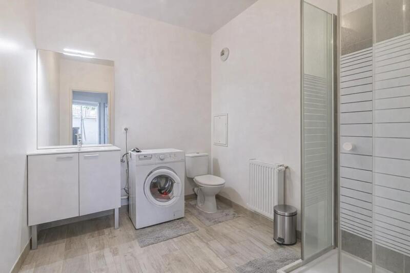 Studio - 30 m² - 1 pièce