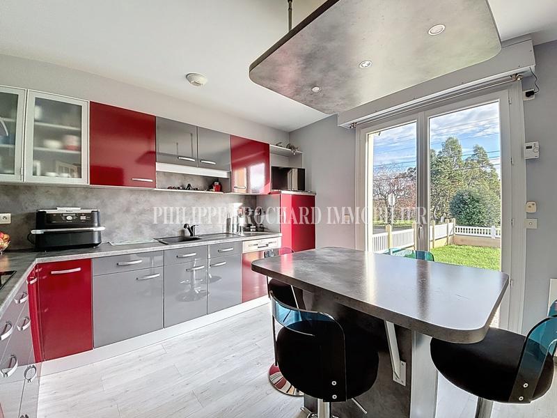 Maison - 107 m² - 5 pièces