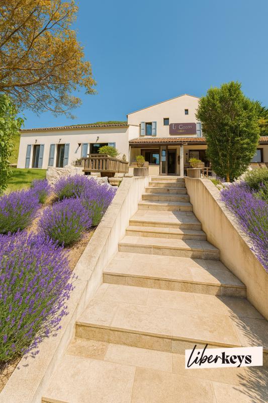 Gîte - 475 m² - 14 pièces