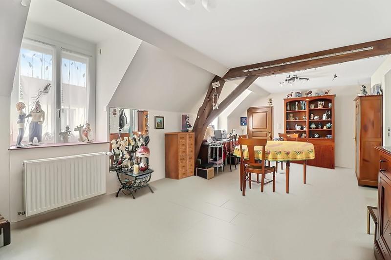 Maison ancienne - 208 m² - 11 pièces