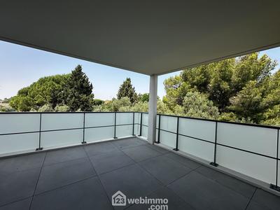 Appartement - 84 m² - 3 pièces