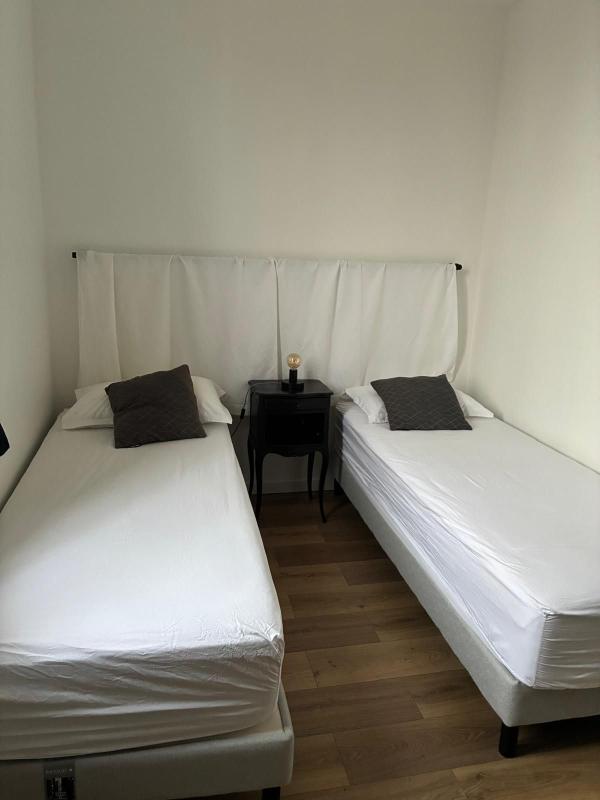 Immeuble - 230 m² - 6 pièces