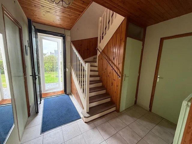 Maison - 93 m² - 4 pièces