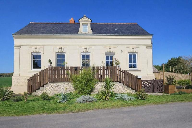 Maison - 140 m² - 8 pièces