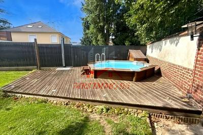 Maison - 180 m² - 8 pièces