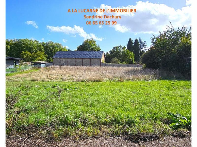 Terrain constructible - 1 351 m²