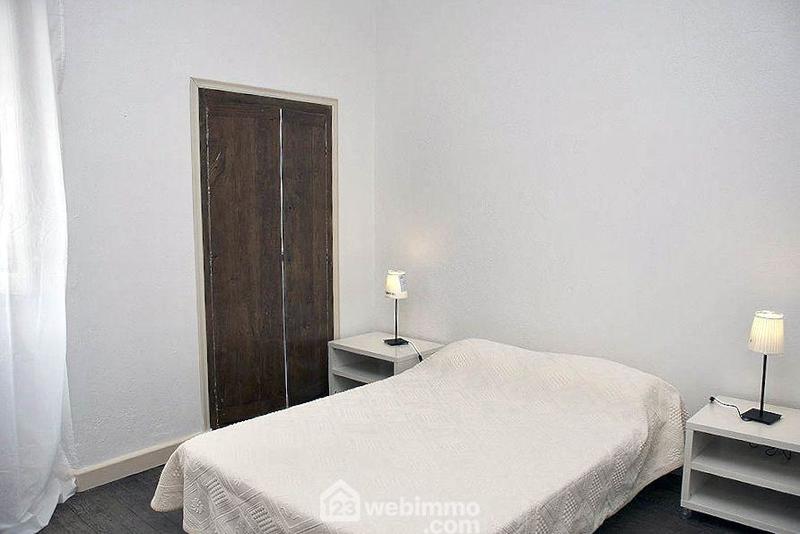 Maison - 220 m² - 11 pièces