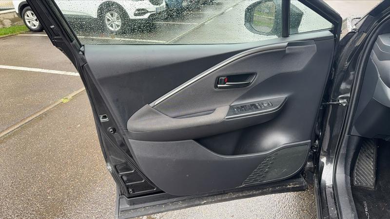 Toyota c-Hr 1.8 Vvt-i 122 Hybrid Cvt Dynamic