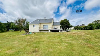 Maison traditionnelle - 127 m² - 6 pièces