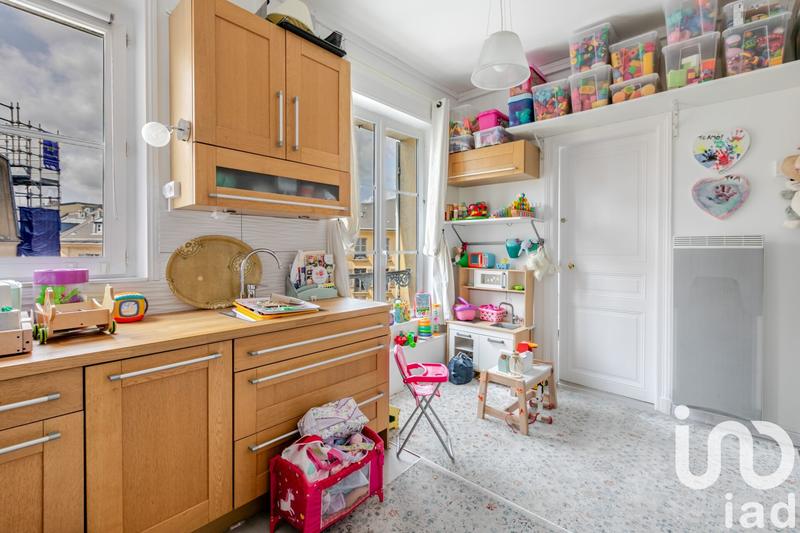 Appartement - 151 m² - 6 pièces