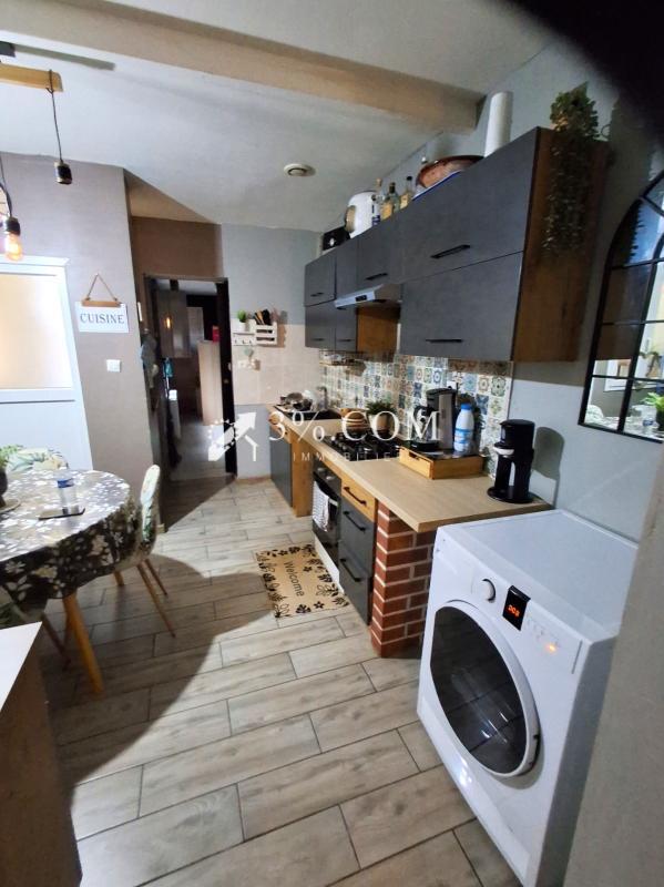 Maison - 119 m² - 8 pièces