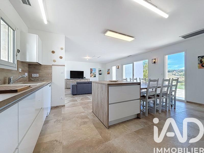 Maison - 107 m² - 5 pièces