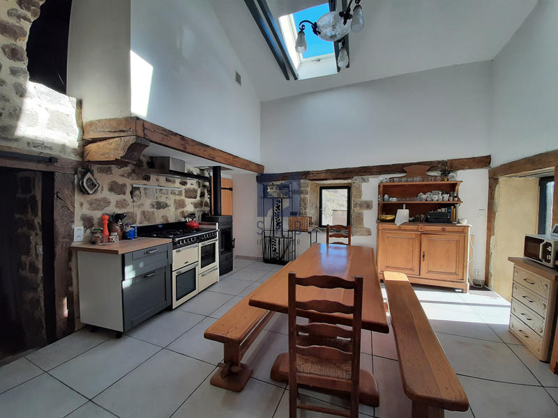 Maison - 182 m² - 7 pièces