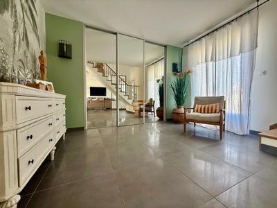 Maison - 189 m² - 7 pièces