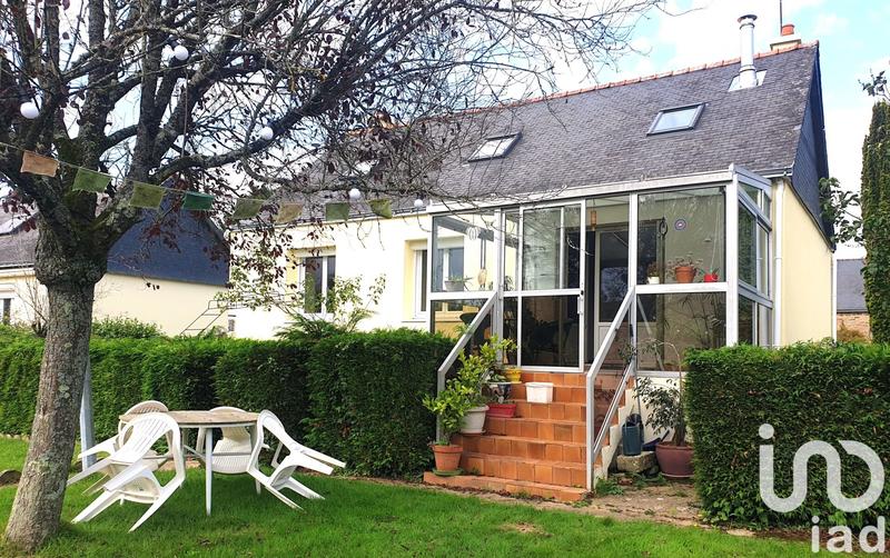 Maison - 92 m² - 5 pièces