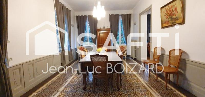 Maison de maîtres - 179 m² - 9 pièces