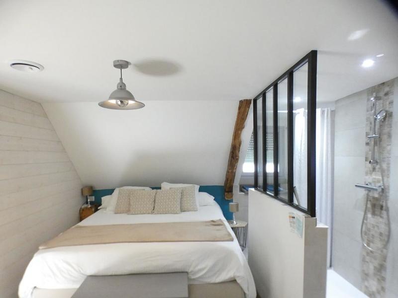 Maison - 260 m² - 12 pièces