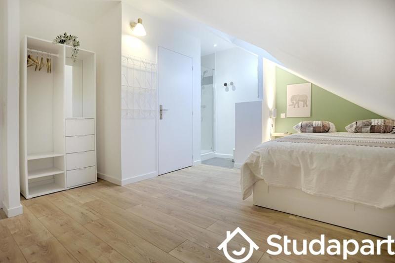 Chambre - 18 m² - 1 pièce