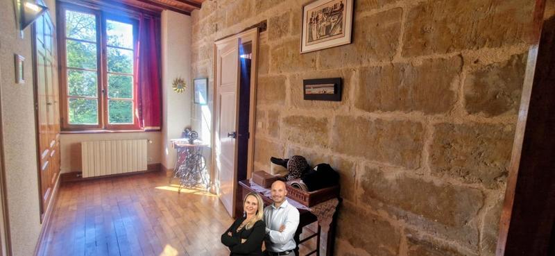 Maison - 303 m² - 8 pièces