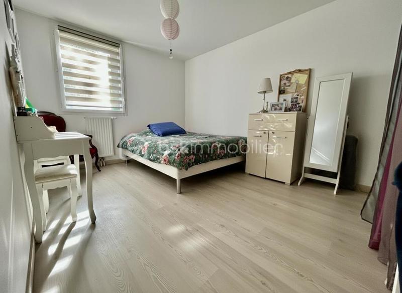 Maison - 103 m² - 5 pièces