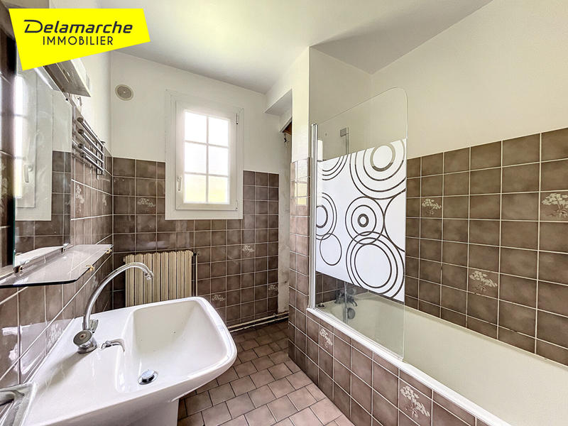 Maison - 111 m² - 4 pièces