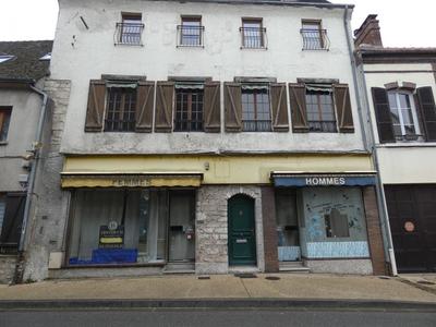 Immeuble - 170 m² - 9 pièces