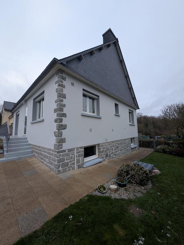 Maison - 120 m² - 8 pièces
