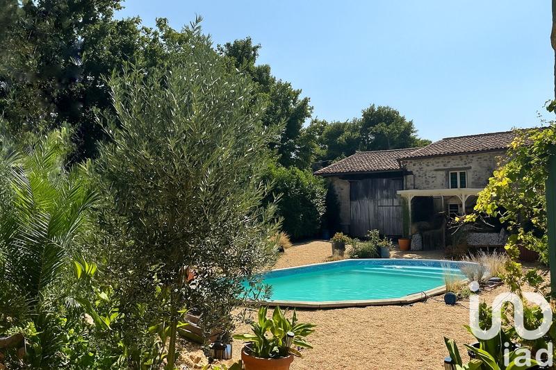 Maison - 244 m² - 8 pièces