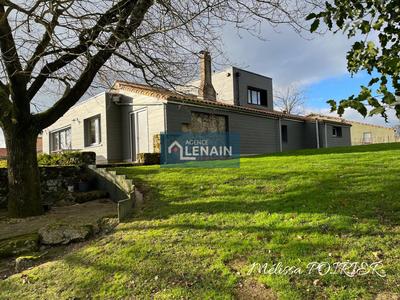 Maison - 189 m² - 6 pièces