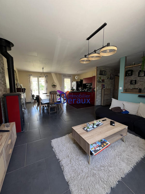 Maison - 108 m² - 6 pièces