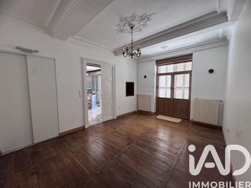 Maison de ville - 286 m² - 8 pièces
