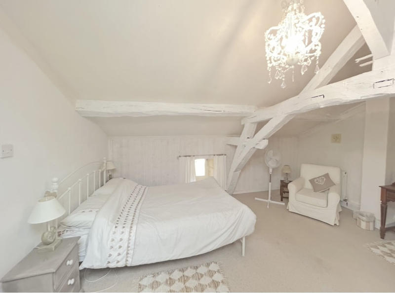 Maison - 320 m² - 10 pièces