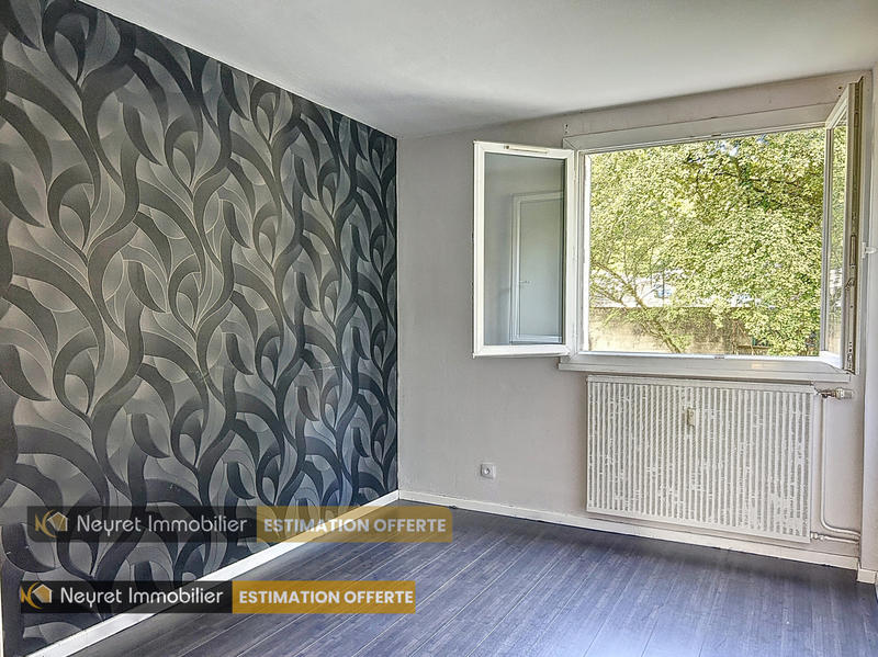 Appartement - 79 m² - 4 pièces