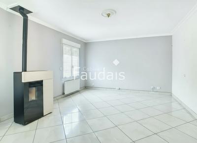 Maison - 140 m² - 6 pièces