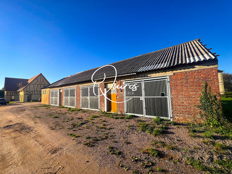 Maison - 290 m² - 8 pièces