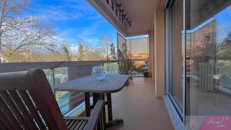 Appartement - 79 m² - 4 pièces