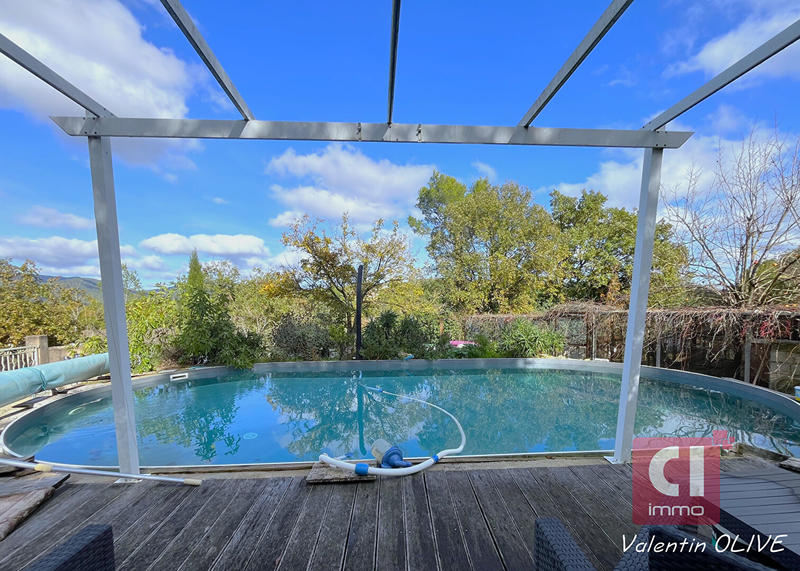 Maison - 172 m² - 8 pièces