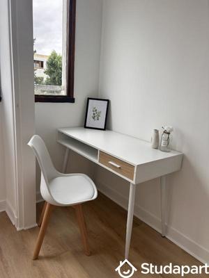 Chambre - 9 m² - 1 pièce